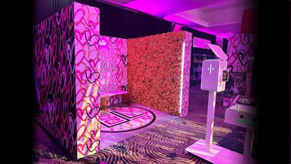 3D Photo Booth Enclosure LED lights, gold crinkle wall