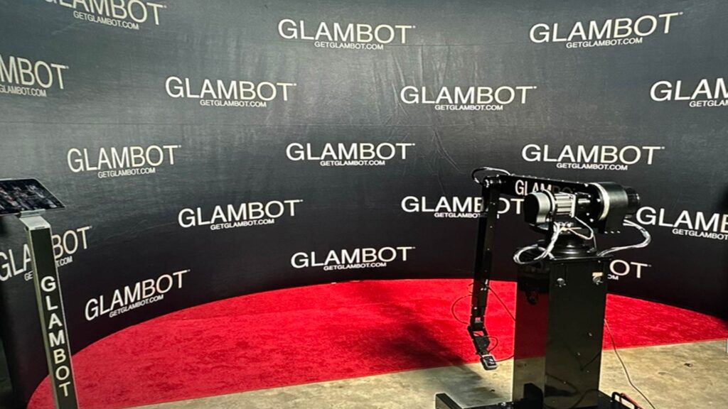 GLAMBOT SET UP EXAMPLEWITH 2 RED CARPETS